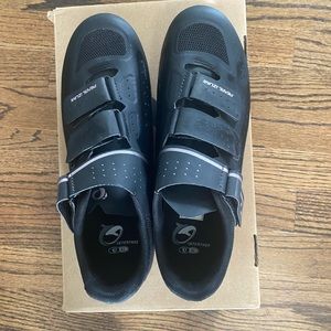 Cycling/Spin Shoes with Cleats